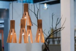 Lamper af krydsfiner: De er smukke og unikke