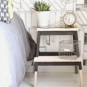 en skammel forandret til natbord