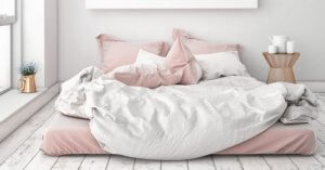 Fordelene ved at bruge silkesengetøj i soveværelset
