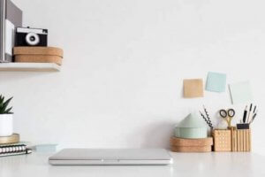 7 tips til at skabe den ideelle skrivebordsplads