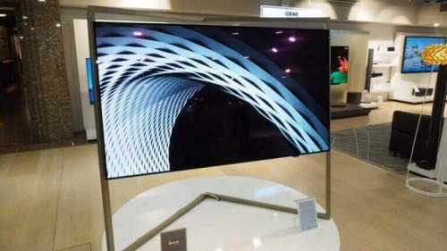 plasma-tv på holder