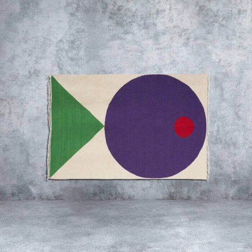 tæppe med cirkel og trekant