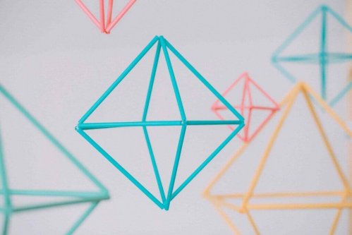 geometriske mønstre i forskellige farver