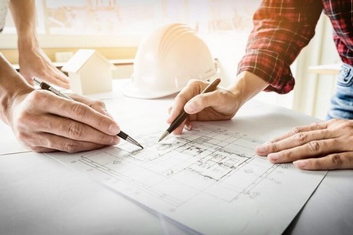 Planlægning af projekt til hjemmerenovering 