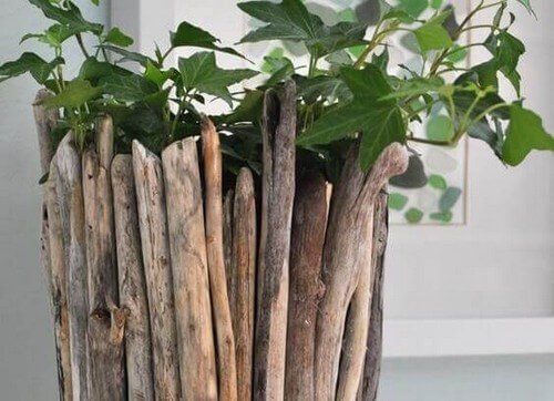 Hjemmelavet plantekrukke til boligindretningen