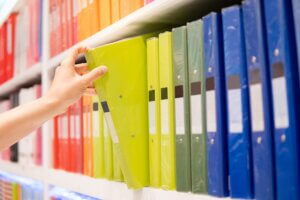 Sådan vælger du et opbevaringssystem til kontoret