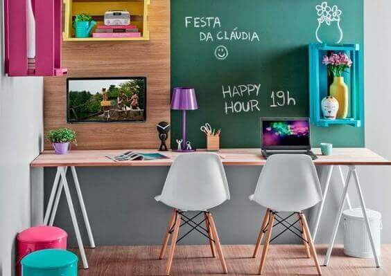 Skrivebord til børn.