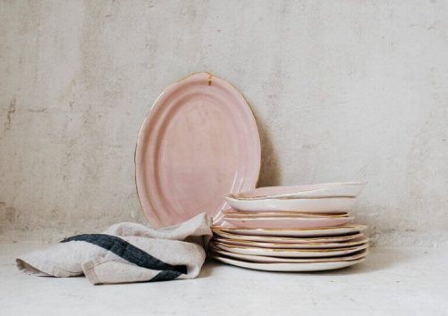 tallerkner i lyserød