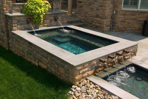 Dekorative bække kan pryde dit udendørsområde