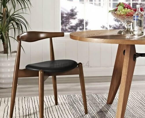 CH20-stolen er lavet i skandinavisk stil