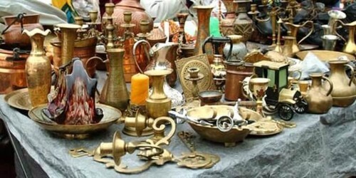 Du kan finde mange skatte på loppemarkeder