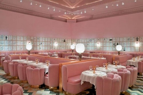 The Gallery at Sketch er en restaurant i London med et monokromt interiør