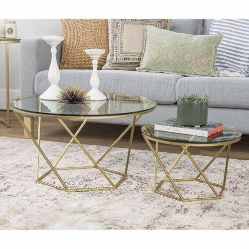 højden bør være i dine overvejelser i forhold til hvordan du skal dekorere dit sofabord