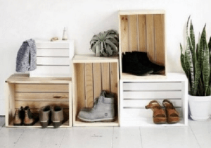 Sådan laver du en skoreol af gamle trækasser