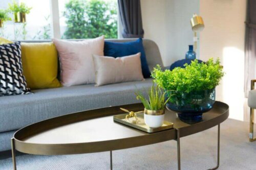 sofaborde fås i mange forskellige former og farver