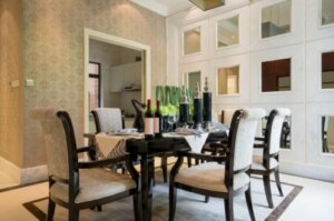 Dekorer dit spisebord til en formel middag