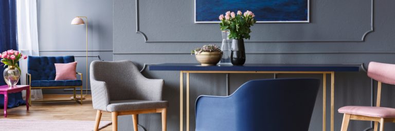 blå møbler
