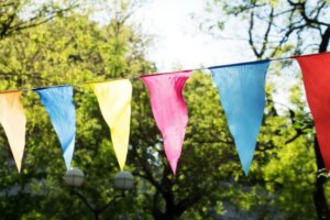 Skab den perfekte fest med flagbannere