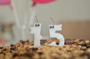 Dekorationsidéer til en 15-års fødselsdagsfest