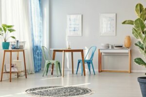 Metalliske stole: 3 tips til en kreativ makeover