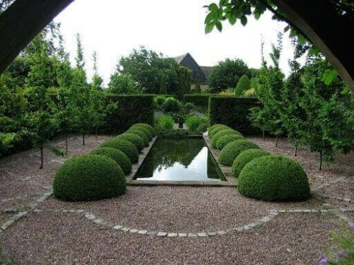 brug af havedamme i park