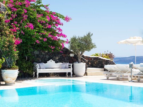 pool i flotte omgivelser