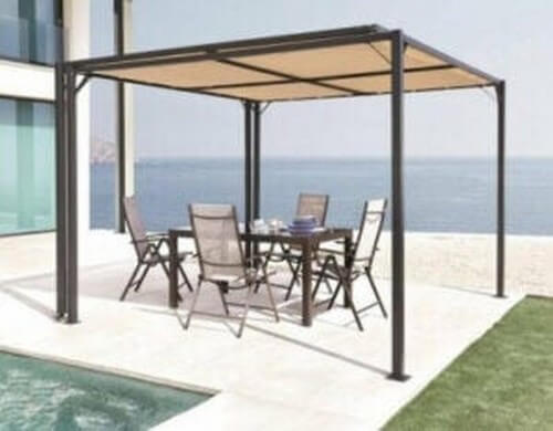 Spiseområde med havudsigt