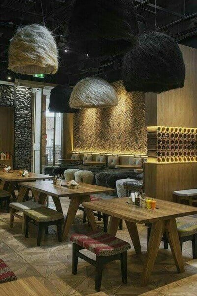 Kaffebar indrettet i landlig stil