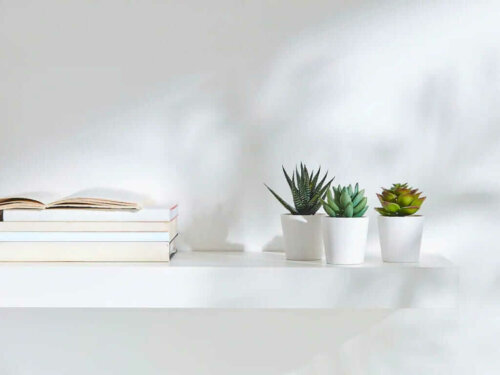 små kunstige planter