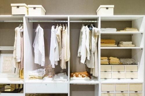 Tips til at lave dit eget walkincloset