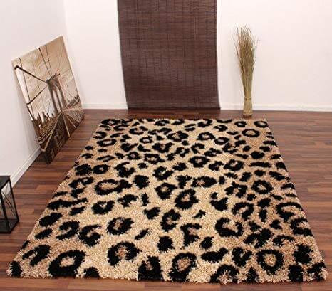 gulvtæppe med leopardprint